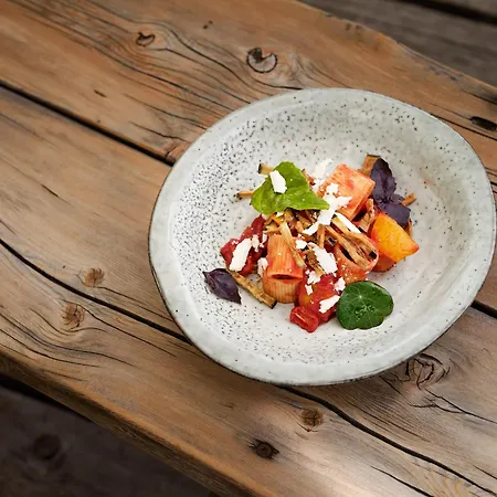 호텔 Castell 추오츠