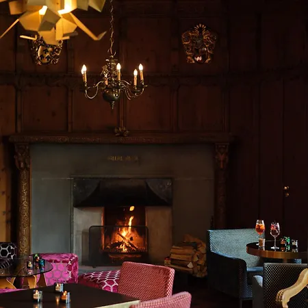 호텔 Castell 추오츠