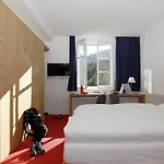 Otel Castell