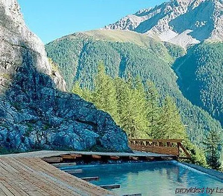 Hotel Castell 4*